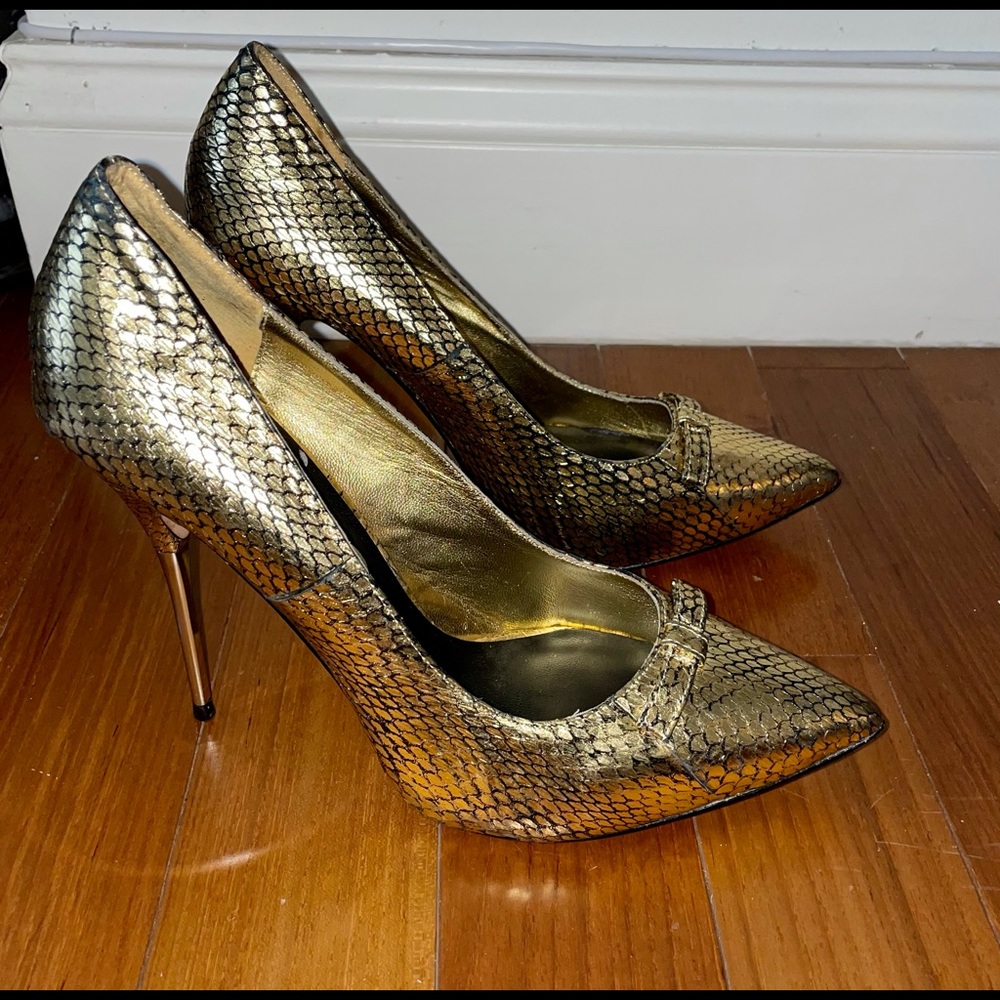 Pencey Gold Snakeskin Stiletto